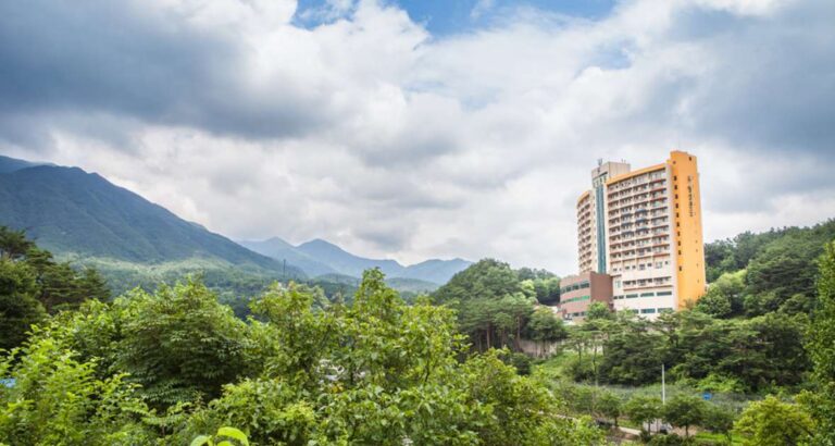 일성 지리산리조트 뱀사골 단풍 여행·콘도 객실 가격·취사·가족 숙박 예약 조건