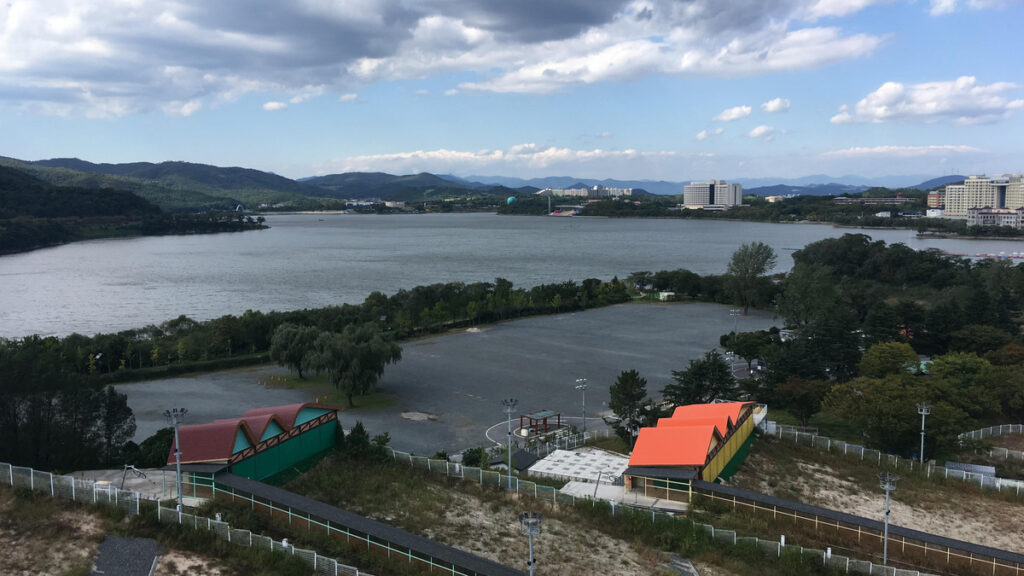 경주 보문단지 호텔 비교, 코모도·힐튼·더케이·라한셀렉트 객실 가격·수영장·조식·온천 예약 조건