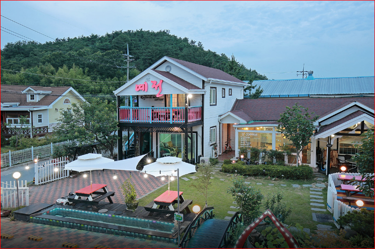 경주 축제 숙소 추천 가족 펜션 예전펜션, 사계절 미온수 미니풀·개별바베큐·최대 6인