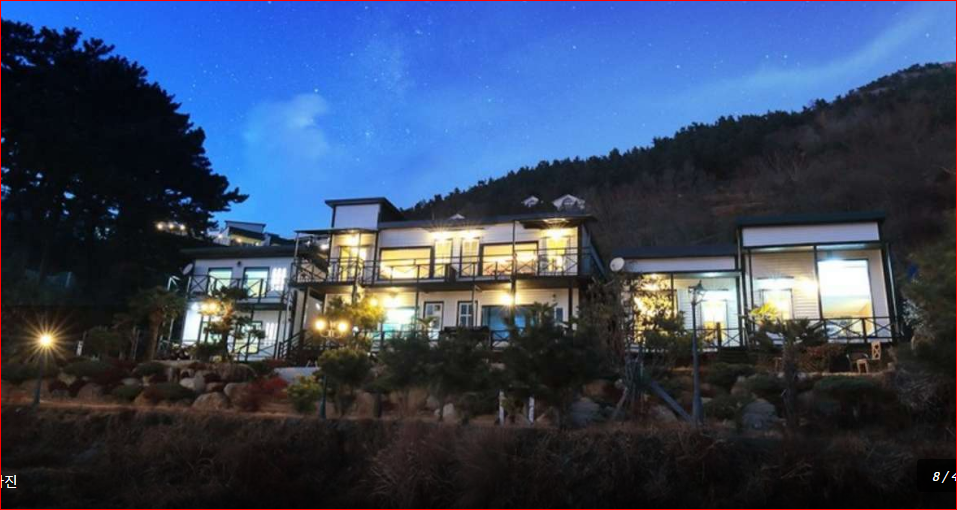 남해 뤼미에르 펜션 객실·월풀스파·바다 전망 정보 숙소 사진